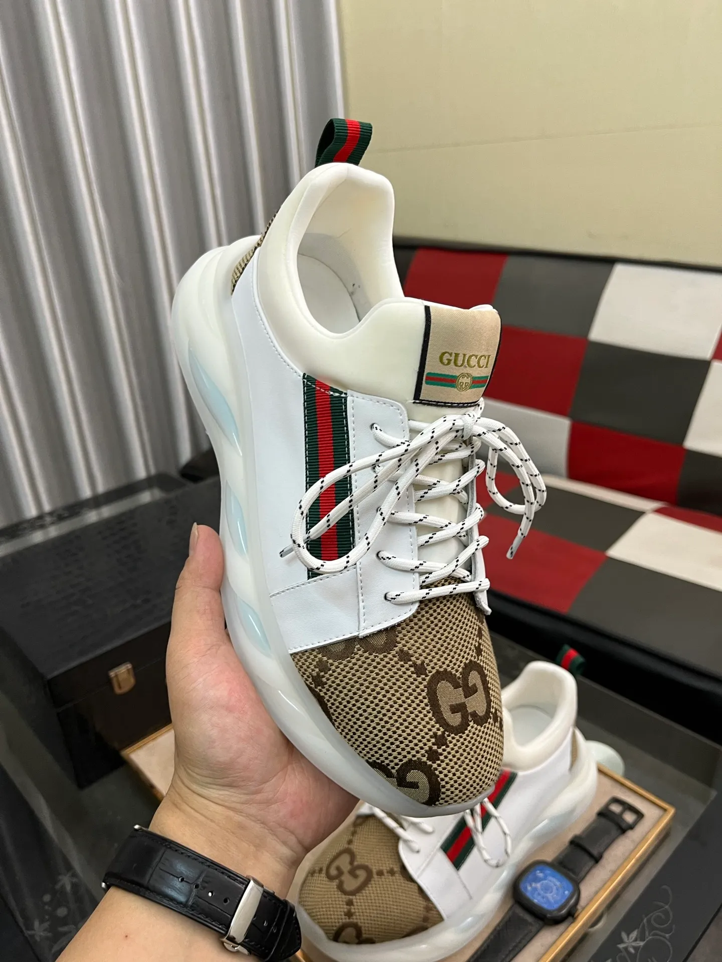 Men's shoes 💰440⌚️⌚️[GUCCI] The latest trendy men's casual shoes, the fabric is made of embossed cowhide imported from Italy, comfortable sheepskin lining + feet, the original outsole is wear-resistant and non-slip, high-level version, size: 38-442️⃣Colors available